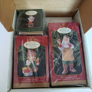 Hallmark Ornament Collectors Club Members 1999